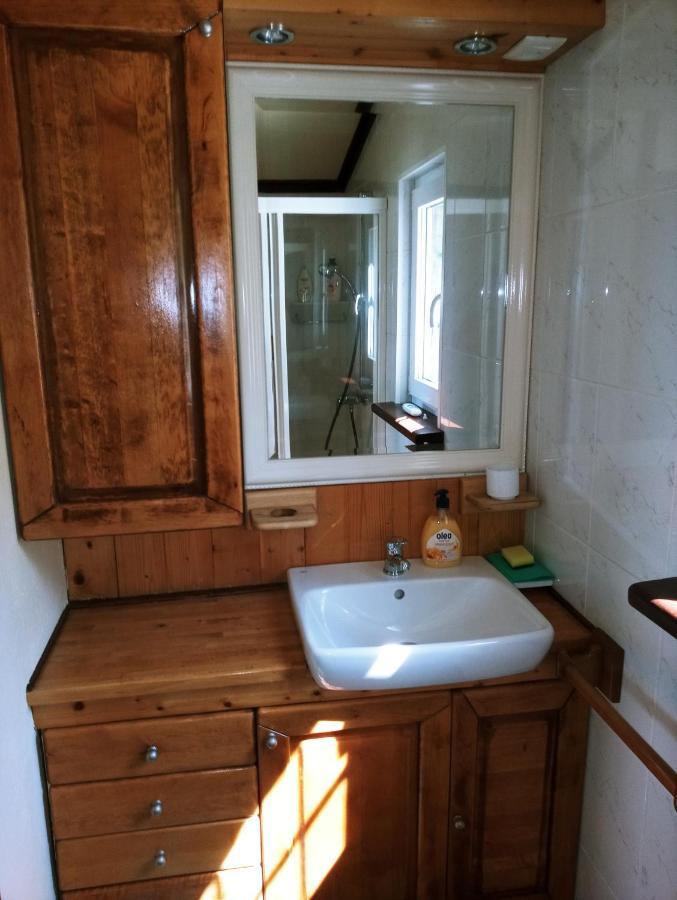 Apartments Pomjan Pogled Na Gore المظهر الخارجي الصورة